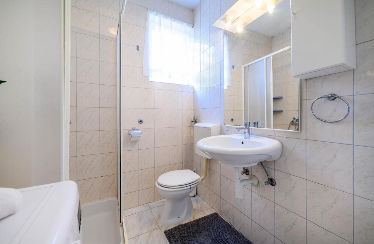 Apartment Malibu Жаборич Екстериор снимка