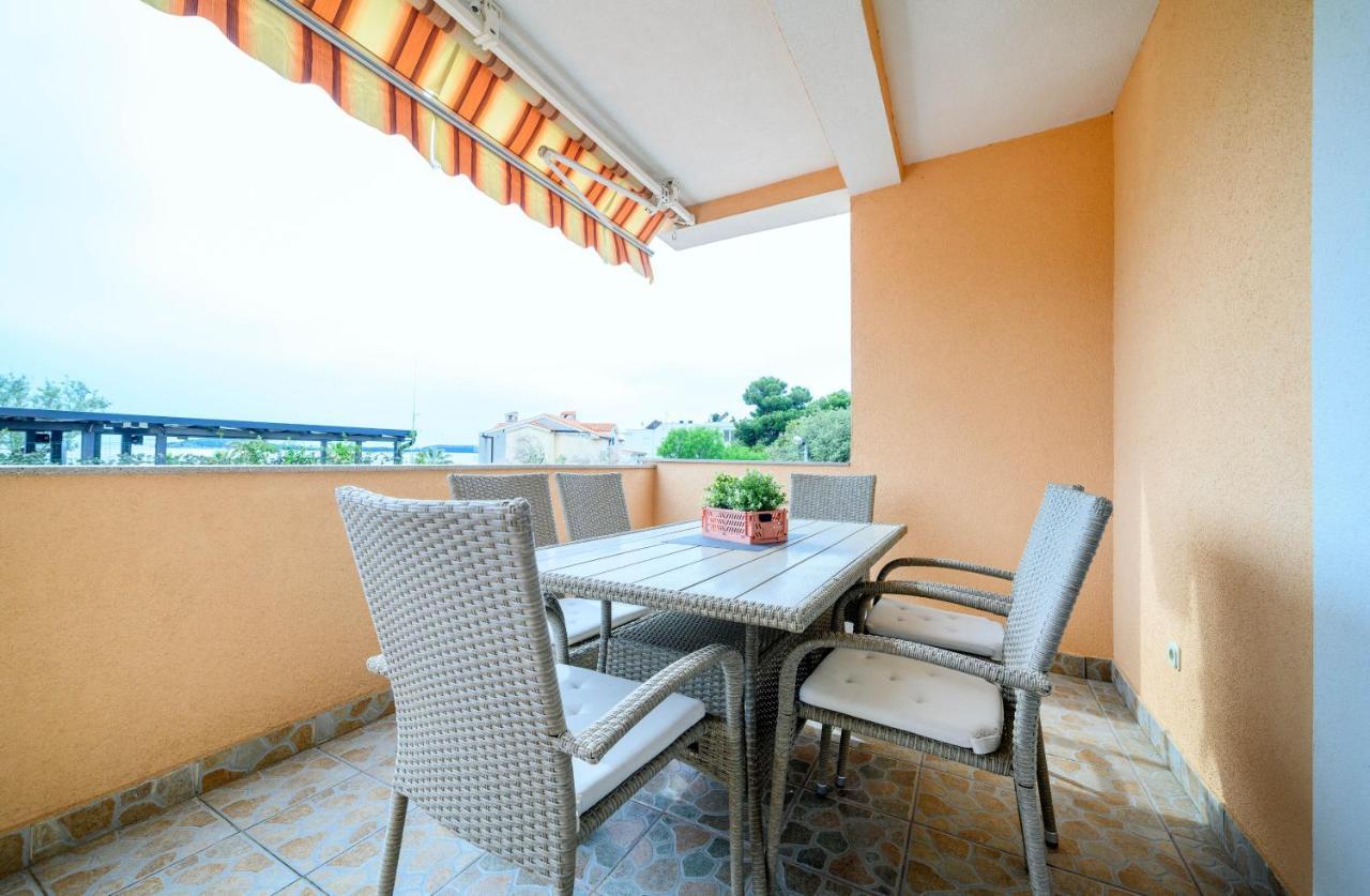 Apartment Malibu Жаборич Екстериор снимка