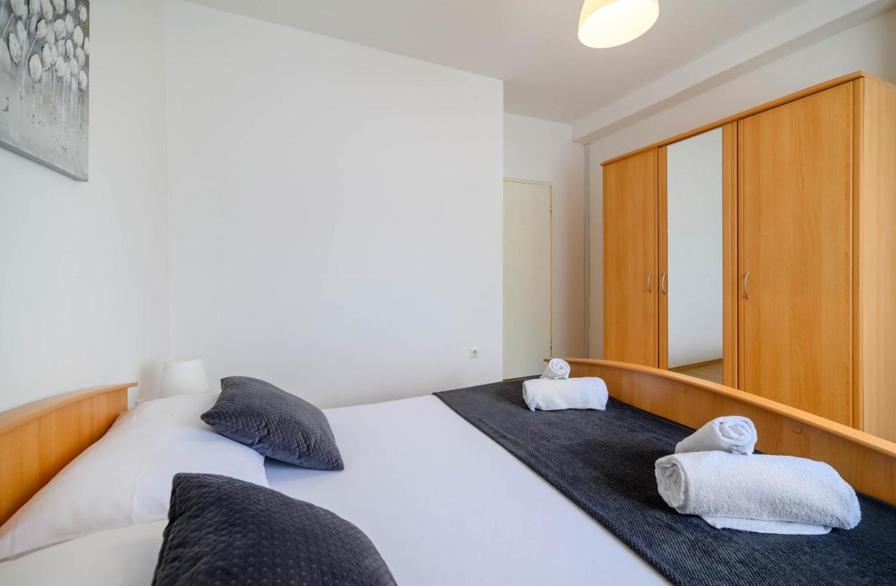 Apartment Malibu Жаборич Екстериор снимка