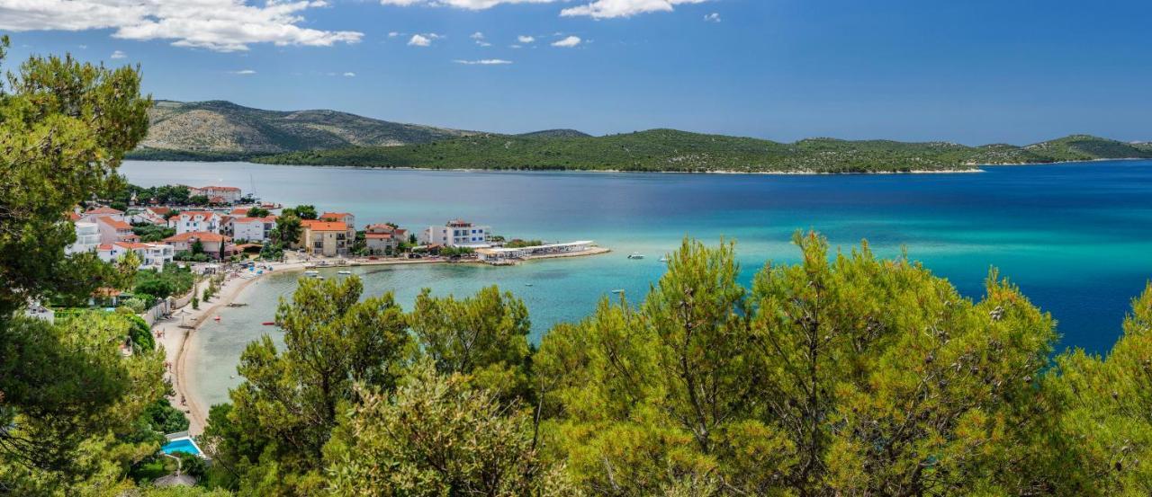 Apartment Malibu Жаборич Екстериор снимка