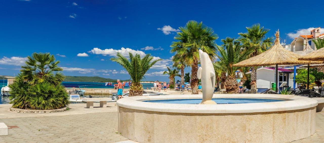Apartment Malibu Жаборич Екстериор снимка