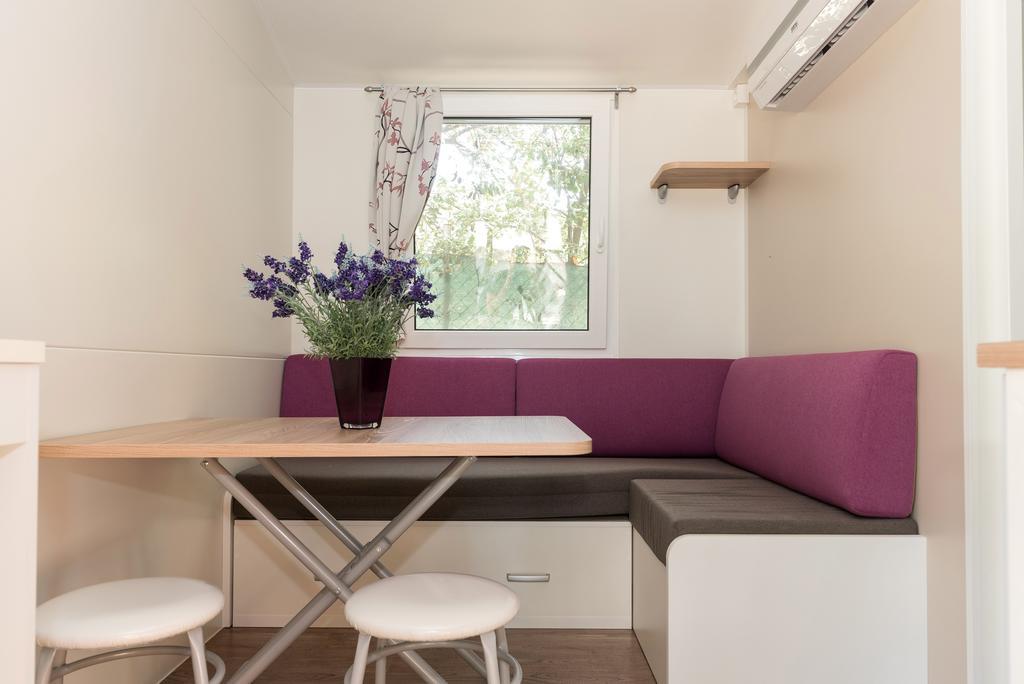 Apartment Malibu Жаборич Екстериор снимка